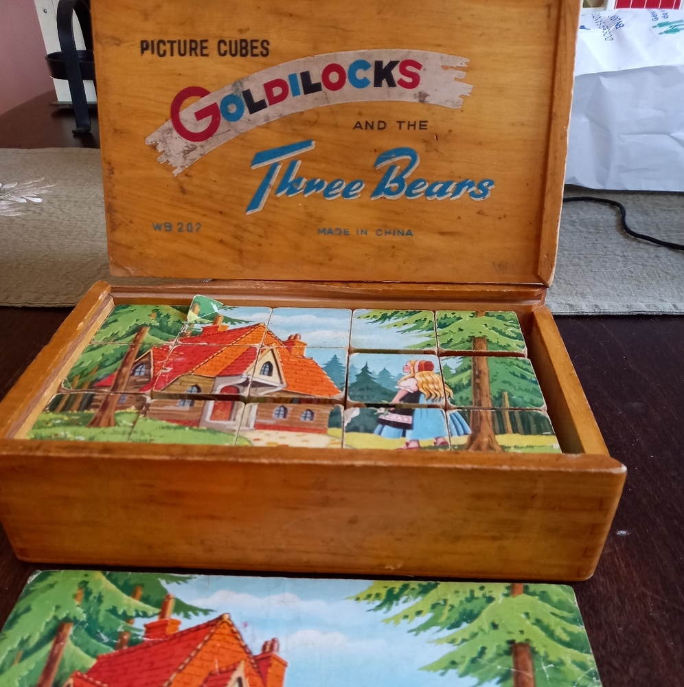 Vintage Goldilocks and the 3 bears 3D puzzle - Picture 2 of 9